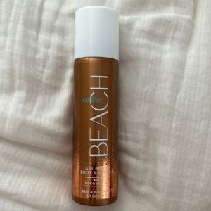 Bath and body works At the Beach air brush body bronzer